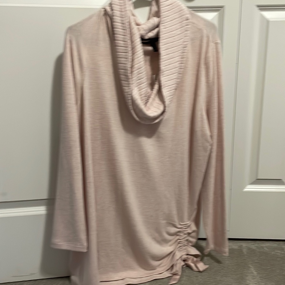 WHBM tie hem snit